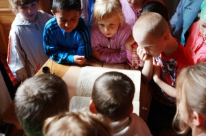 Studium Bible především