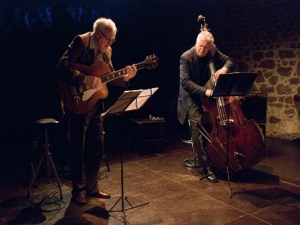 Červnový páteční salón