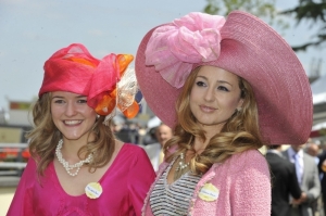 Promenáda v kloboucích - 13.7.