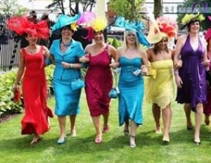 Promenáda v kloboucích - 13.7.