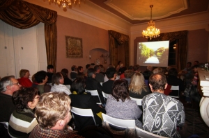 Říjnový páteční salon